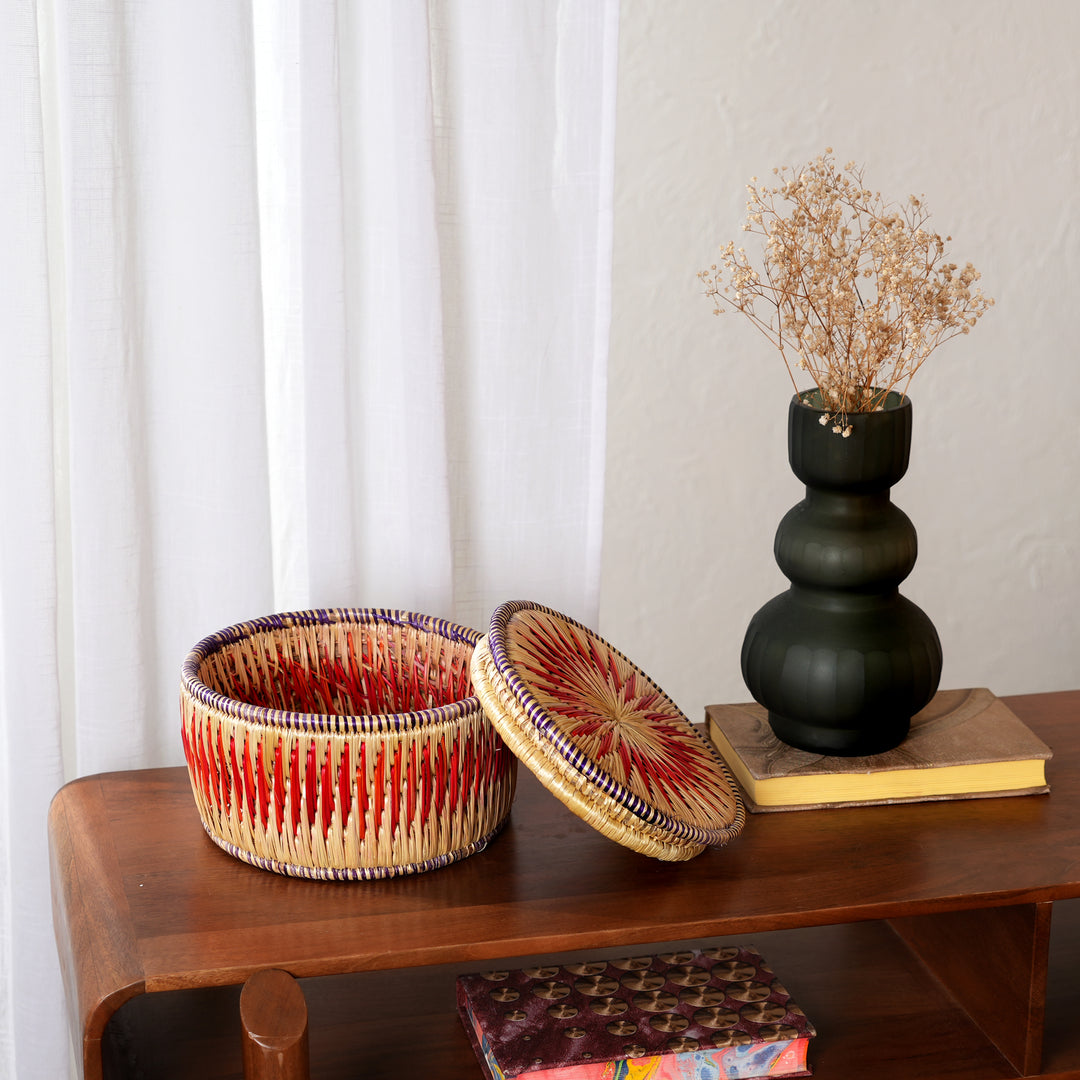 Golden Glow: Handwoven Sikki Grass Casserole Cover