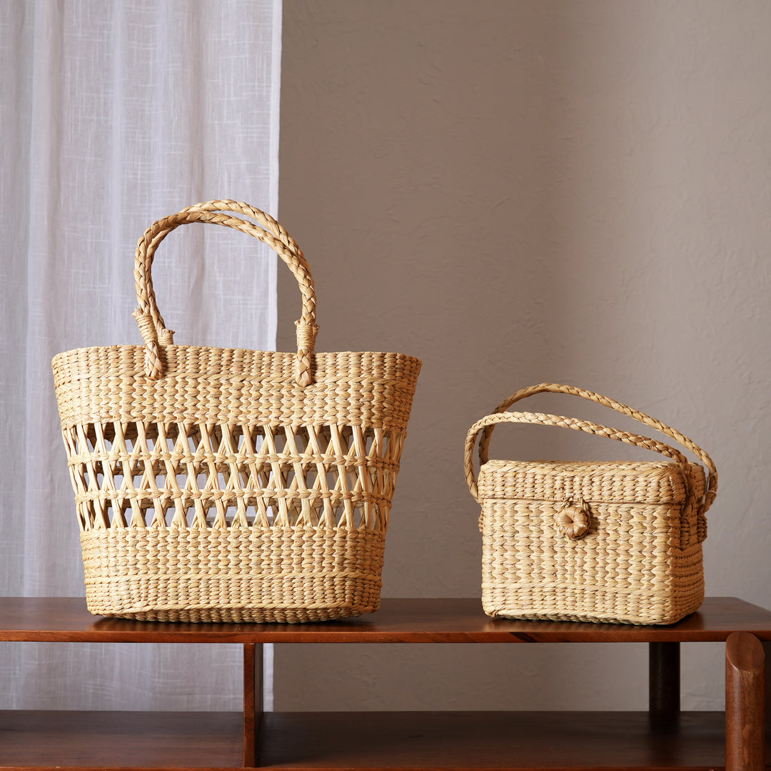 Handwoven Natural Fiber Tote bag