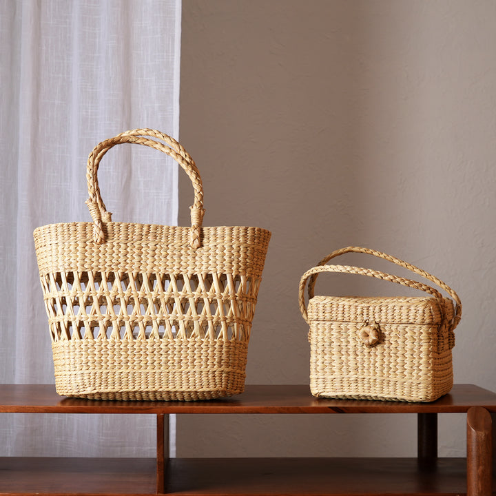 Handwoven Natural Fiber Tote bag