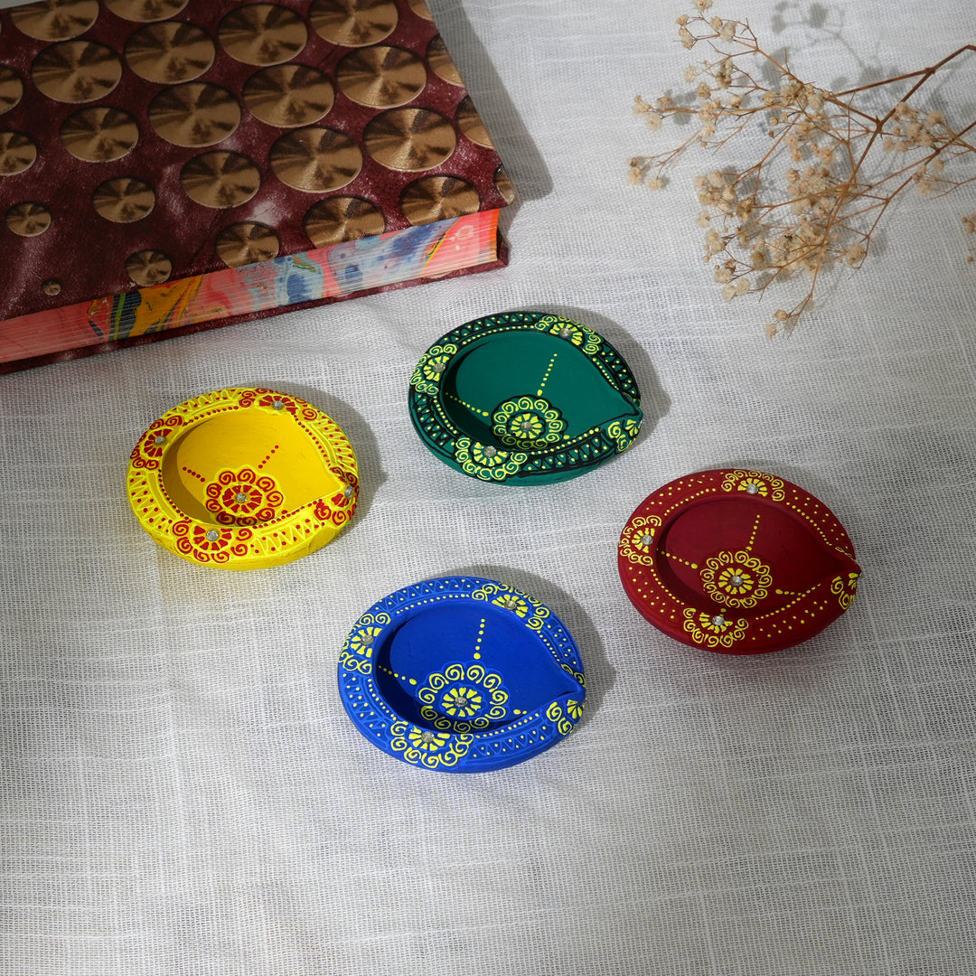 4-Piece Handcrafted Terracotta Flat Diya Set