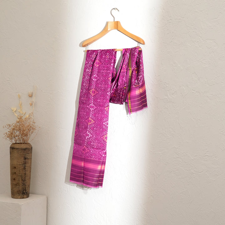 Dark Pink Patola Handloom Silk Stole: A Symbol of Grace