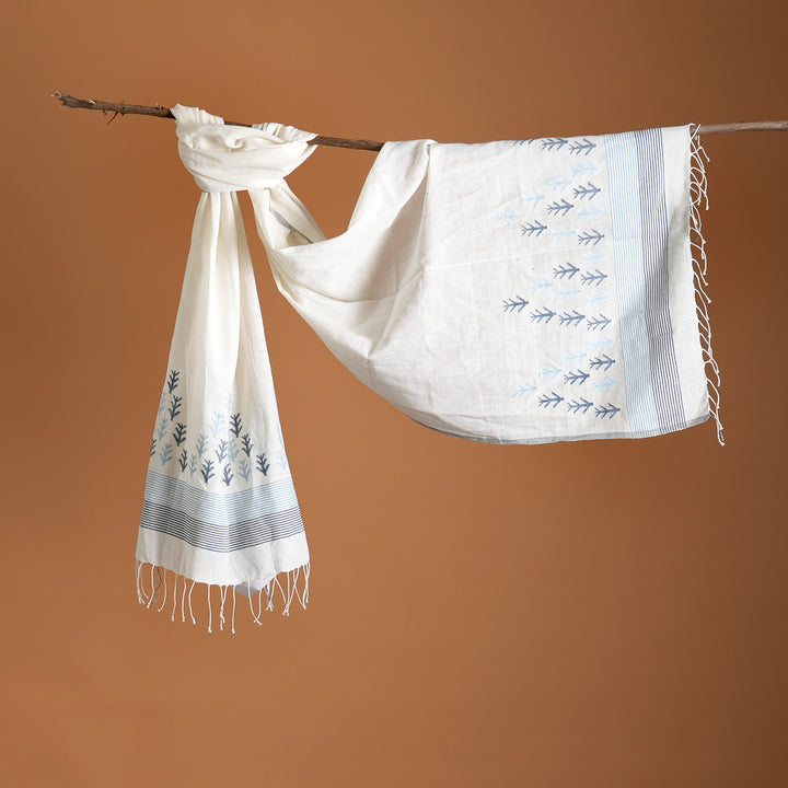 Handspun Cotton Jamdani Stole – Sustainable Style with Timeless Grace
