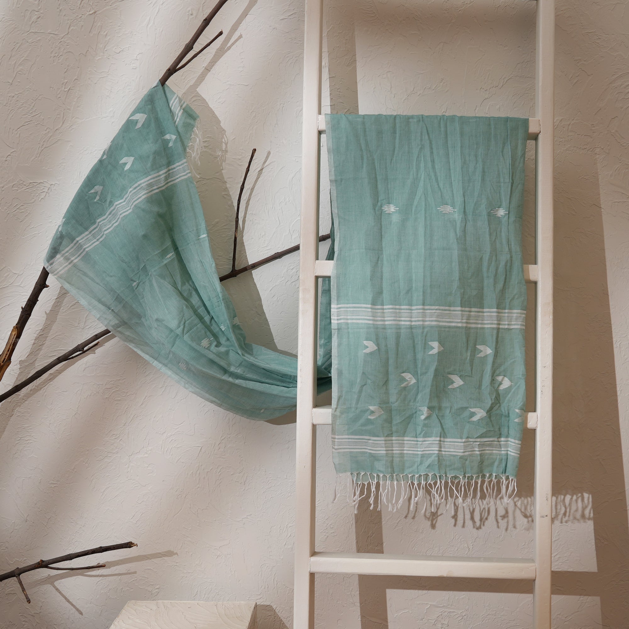 Mint Green Handwoven Cotton Jamdani Stole