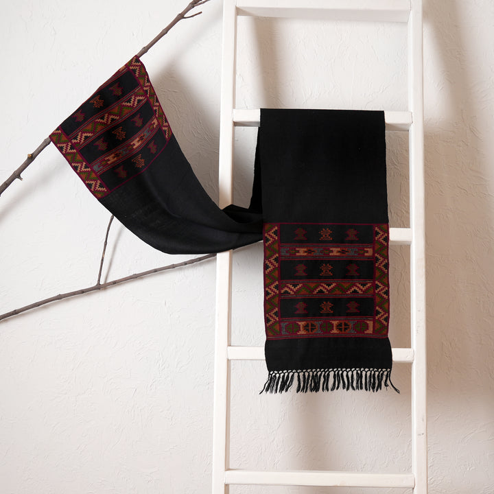 Handwoven Kullu Pashmina Wool Muffler – Classic Black
