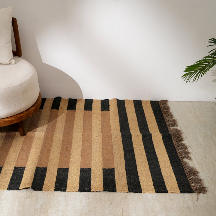 Earth-Band Minimalist Handwoven Jute Rug