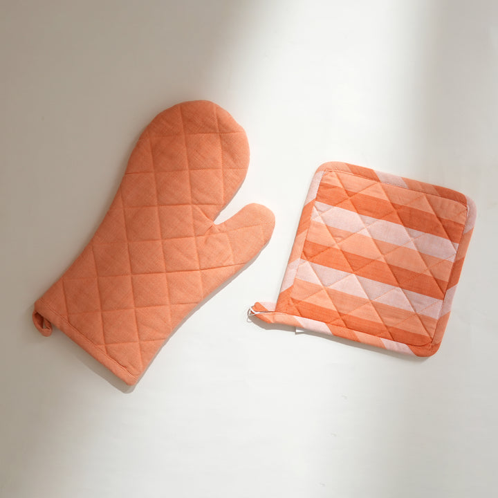 Handloom Cotton Kitchen Glove (Set of 1) | Stylish & Comfortable Heat Protection