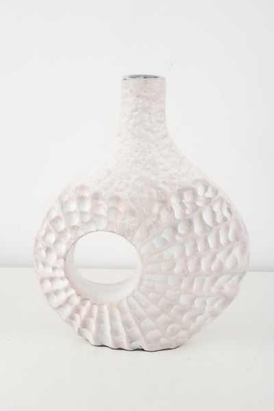 Seashell Serenity Coastal Vase | Elegant Ceramic for Coastal Decor
