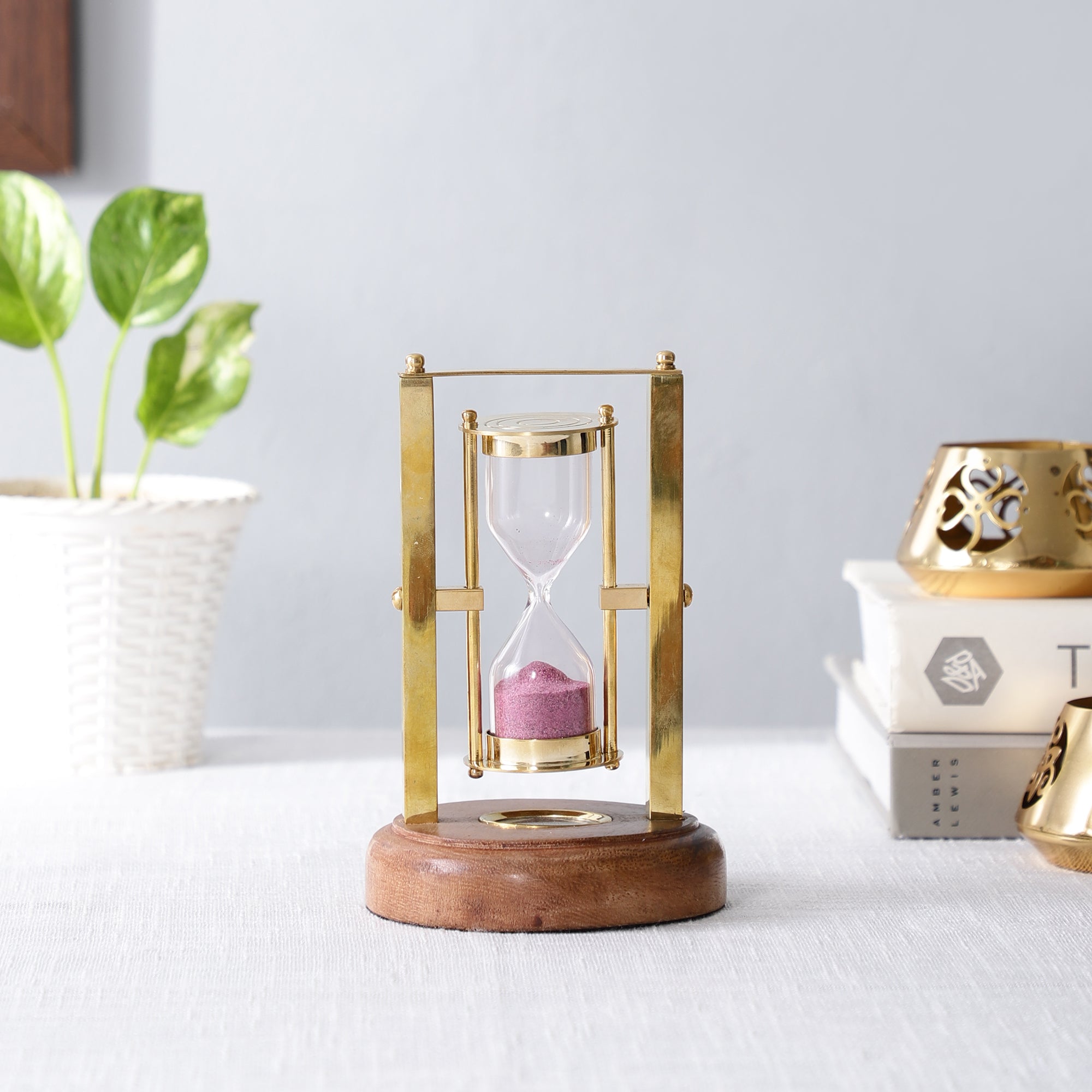 Home Decor & Accent