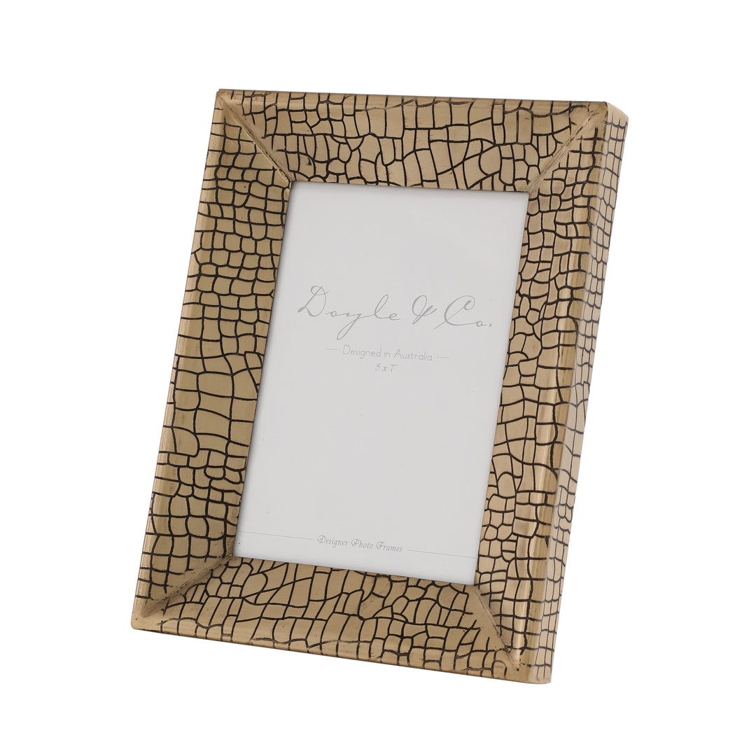 Aria Croc Textured Photo Frame | Artisanal Crocodile-Style Display