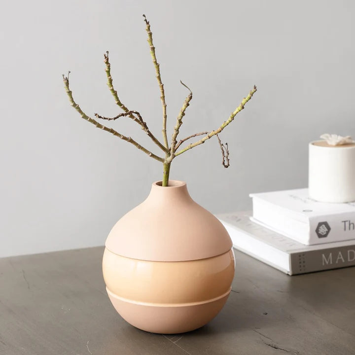 Klova Enamel Vase – Glossy Enamel Finish, Perfect for Modern Interiors